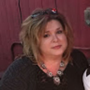 Meet your Posher, Loretta